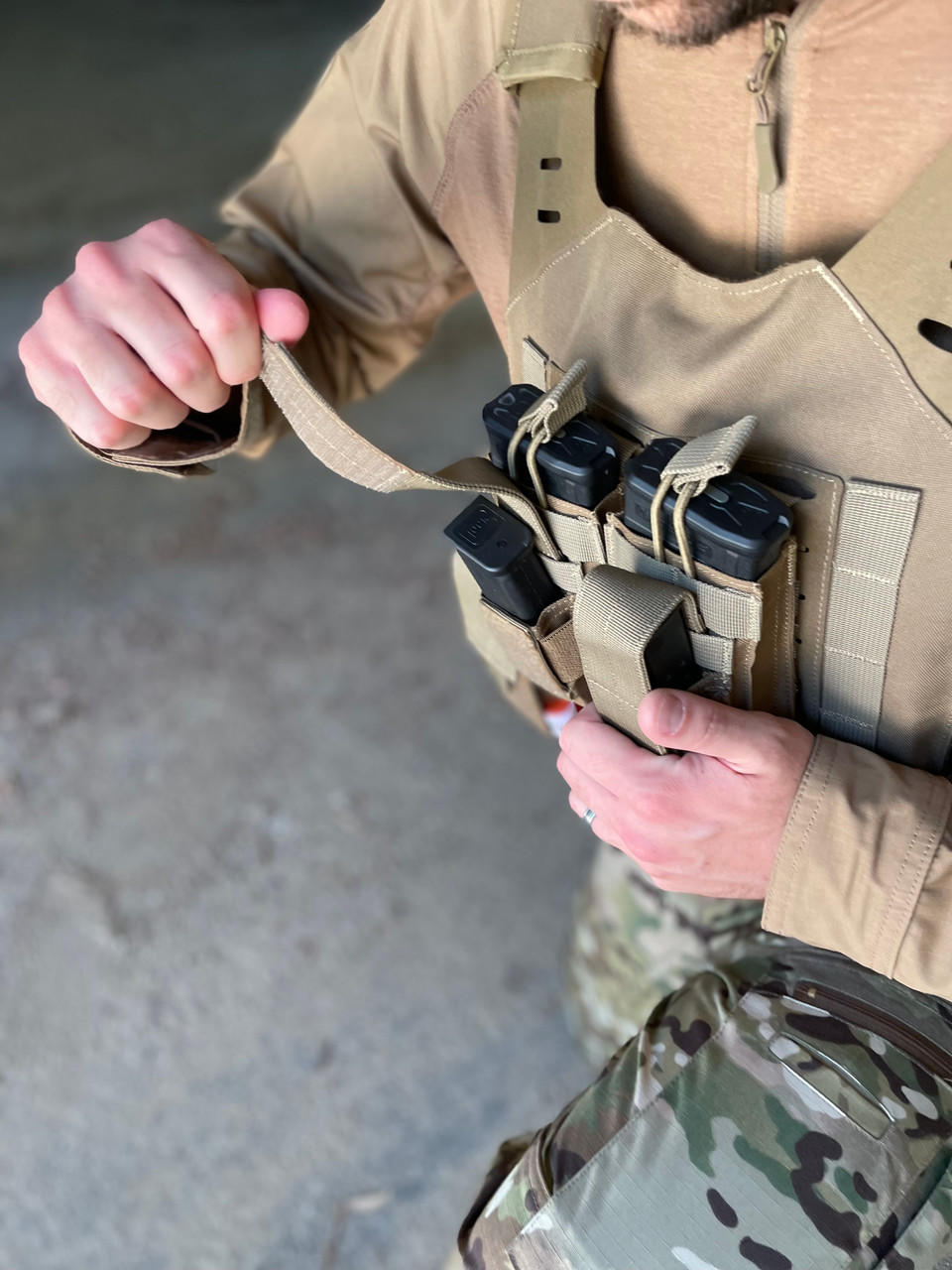 LAPG Double Kangaroo M4 Magazine MOLLE Pouch