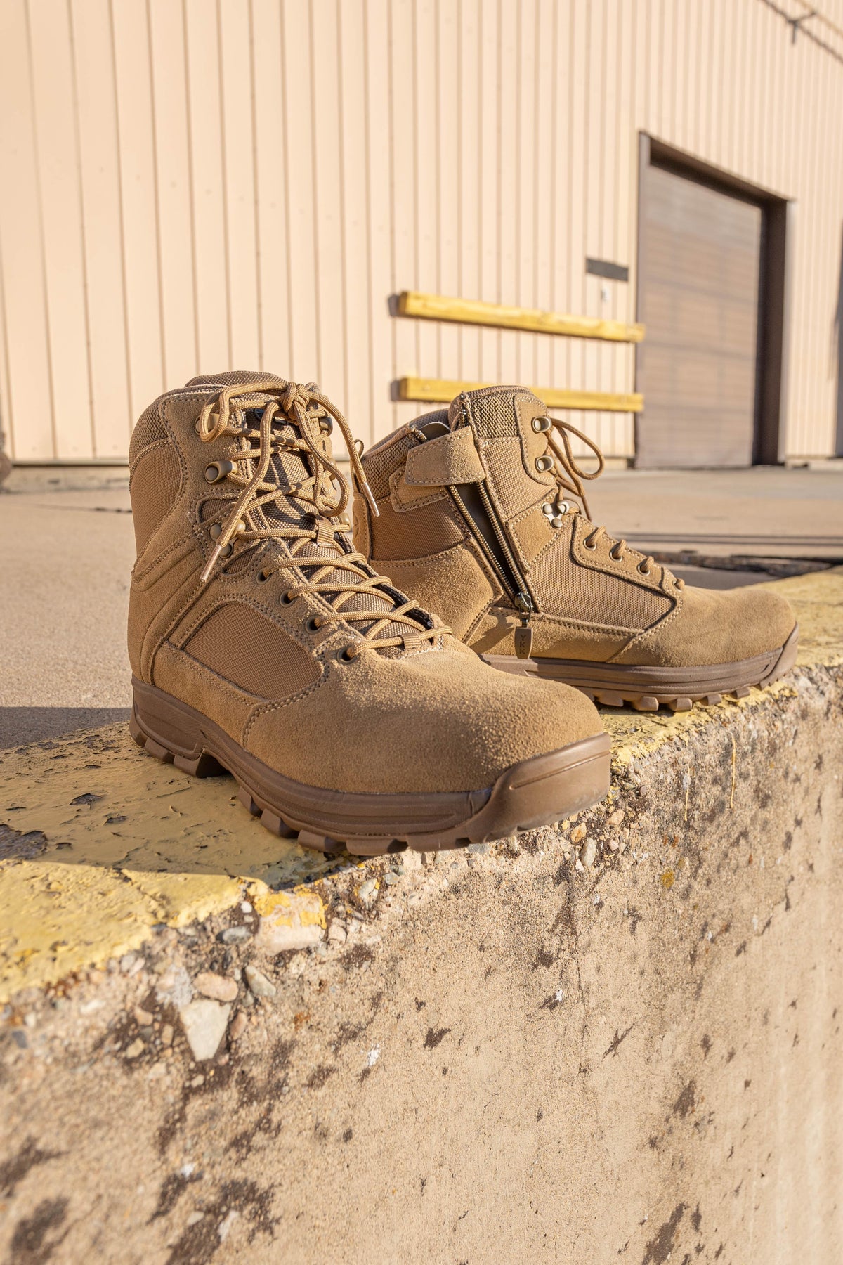 LAPG Men's Sector 6" Coyote Tan Side-Zip Duty Boot